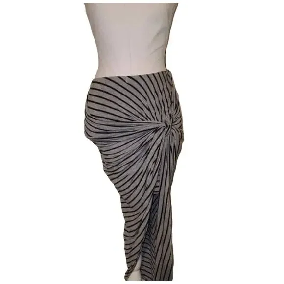 HYFVE Gray Black Striped Wrap Around Twist Front Mini Skirt Size Medium - Picture 4 of 10